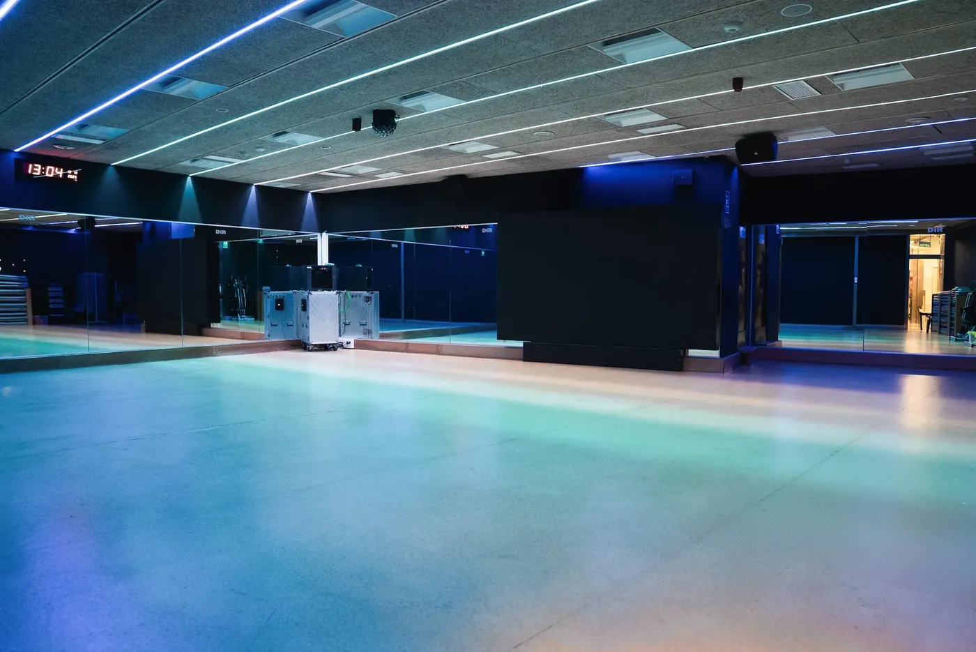 Group activity studio DiR Av Madrid