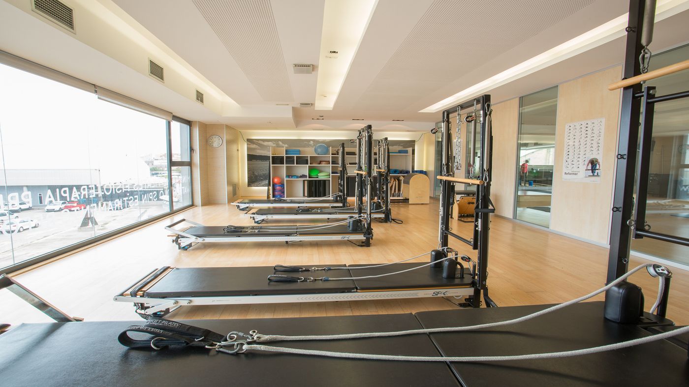 Pilates Reformer Manresa.jpg