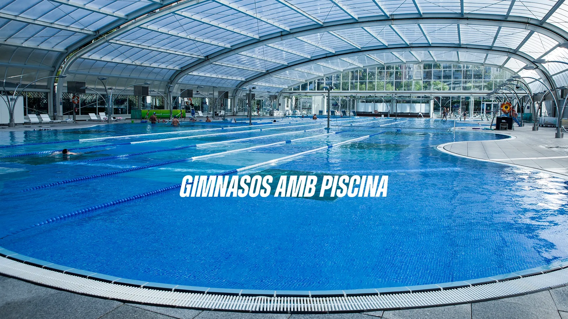 Gimnasos amb piscina