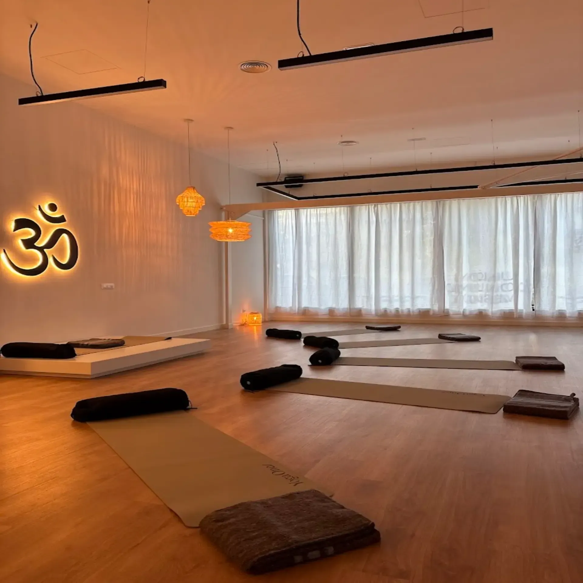 club hero background with the club room