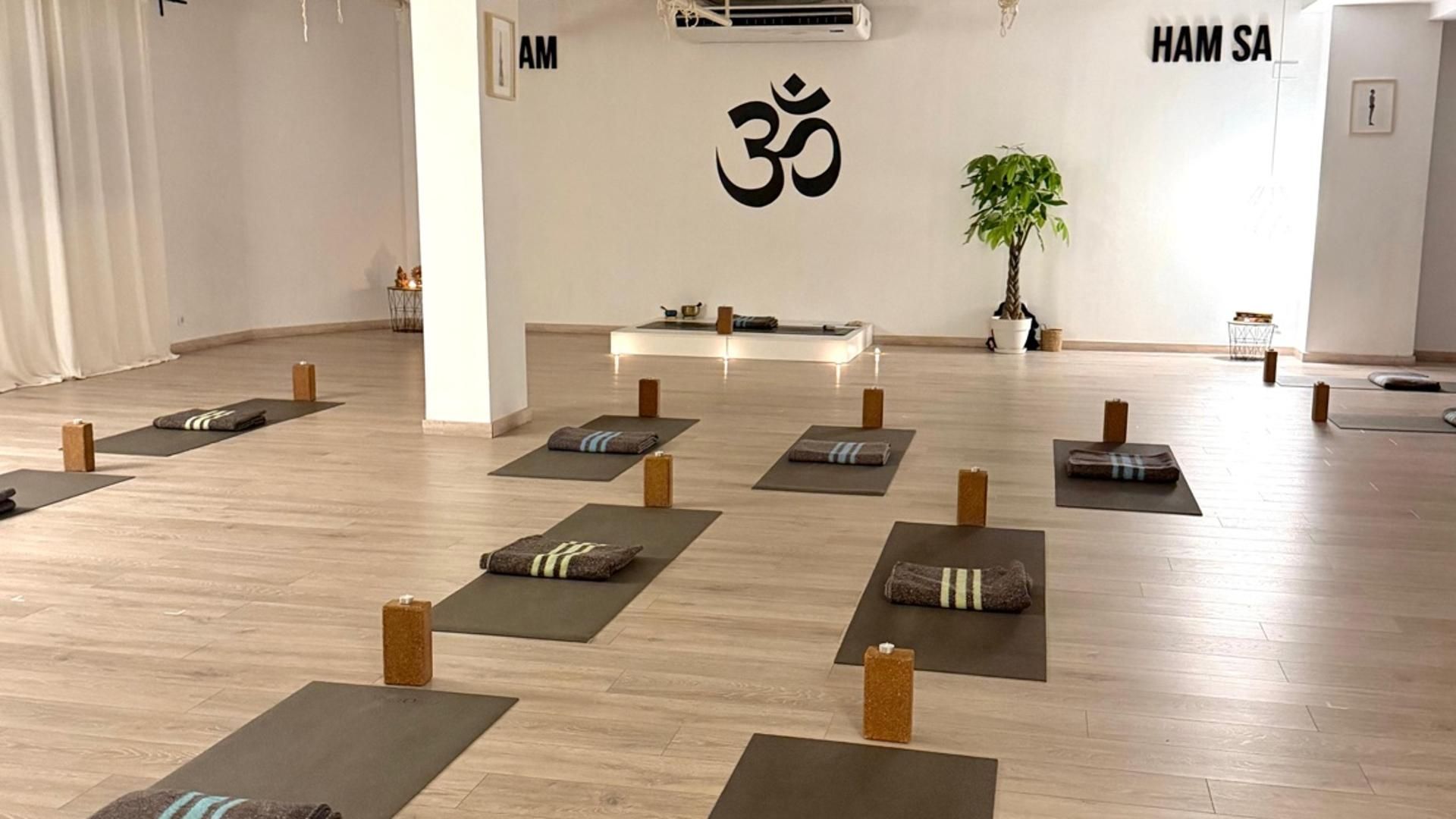 club hero background with the club room