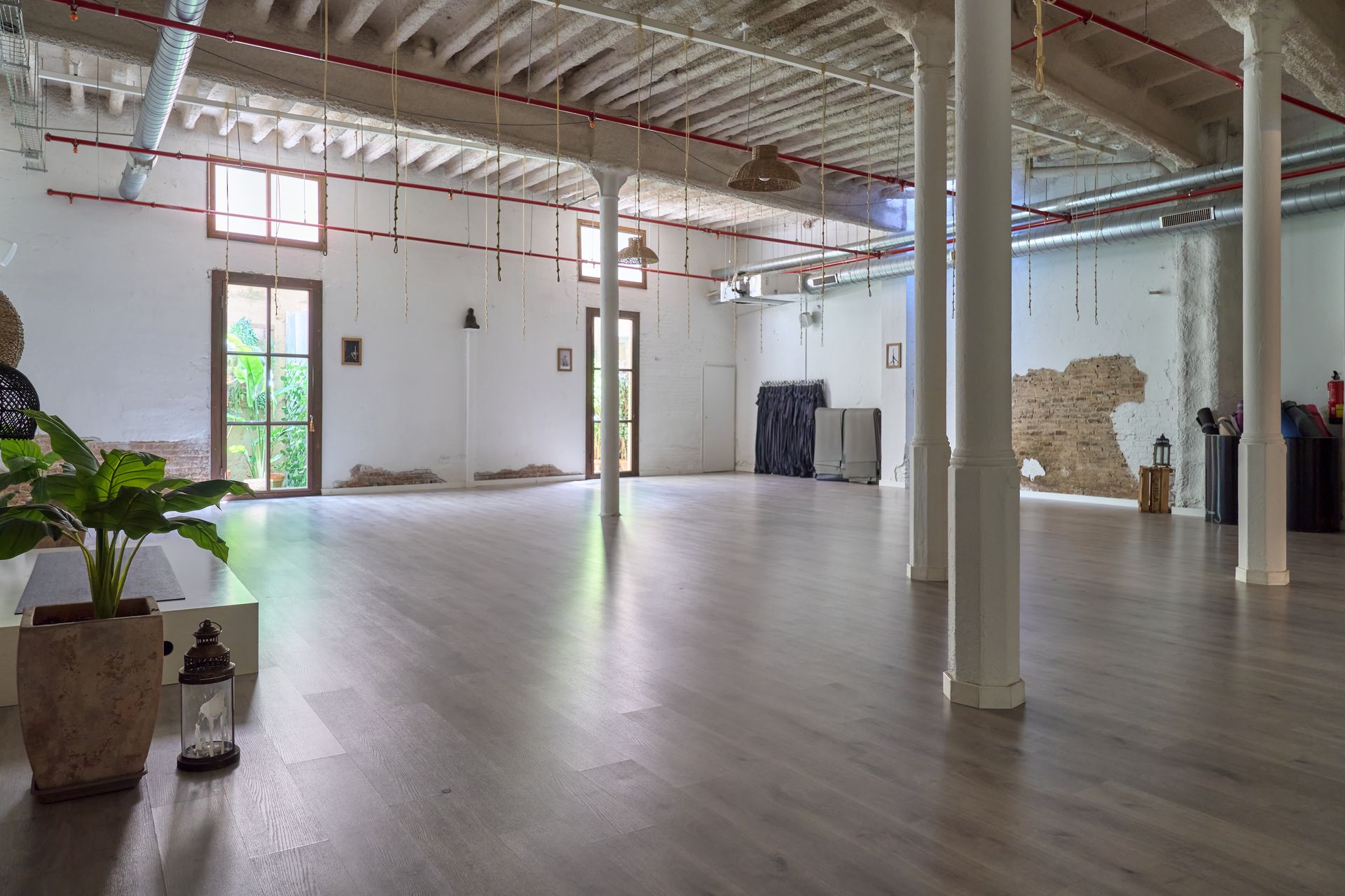 club hero background with the club room